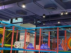 -LuckyStar幸运星家庭娱乐中心(东莞国贸店)