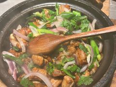 -不二啫·广府啫啫煲(江燕路万科里店)