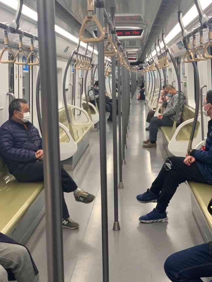 铜川路站15号线