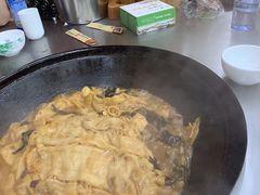 -屯老二农家铁锅炖·行业领军者(梅江店)