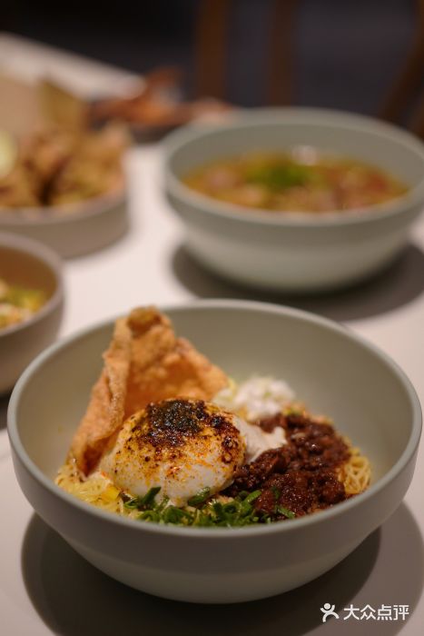 胡麻(静安嘉里店)麻婆豆花拌面图片