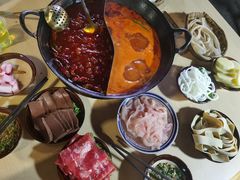 -乐闹闹重庆火鍋(民治店)