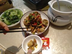-琼大师东方烤乳猪(亚特兰蒂斯店)