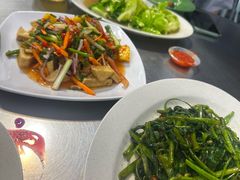 -明记烧鱼美味店