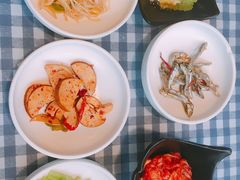 -益百岁牛尾汤(香山路店)