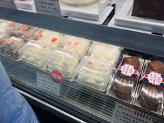 -红宝石·鲜奶小方·海派西点房(控江店)