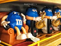 -m豆巧克力世界(上海世茂广场店)