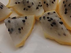 -浅深(世茂滨江精品店)