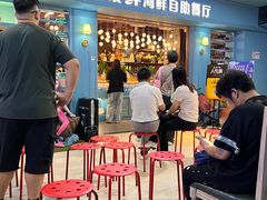 -领鲜活海鲜榴莲自助火锅(东门店)