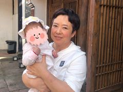 -爱的果实月嫂育婴师(世纪东方店)