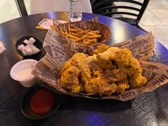 -BHC炸鸡(明洞总店)