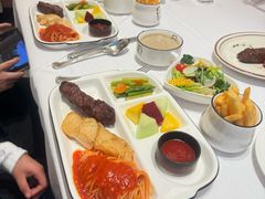 -马克西姆俄罗斯餐厅(通亚街店)