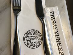 -Pizza Express(机场T1店)