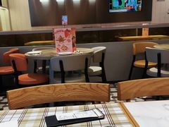 -菲滋意式餐厅(富阳东方茂店)