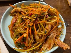 麻辣无骨鸡爪-三生小馆(亭知路店)
