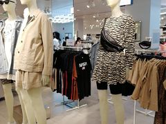 -H&M(天一广场店)