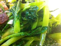 清炒芥蓝-辉记潮汕海鲜砂锅粥(林和西店)