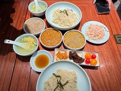 -裕兴记•蟹黄面馆(人民广场店)