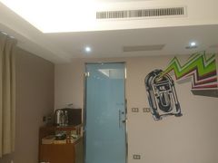-高雄佳适旅舍-六合馆