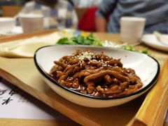 -关东小磨东北菜(上海长风大悦城店)