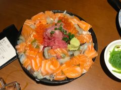 三文鱼火山丼-魔丼屋(日月光店)