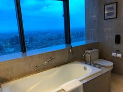 -上海龙之梦万丽酒店