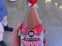 -港究茶·冠军丝袜奶茶(皇庭广场店)