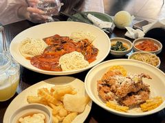 -Fuzzy Bistro 浮几韩餐·茶酒馆