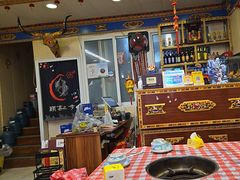 -金鼎雪山牦牛杂火锅(理县总店)