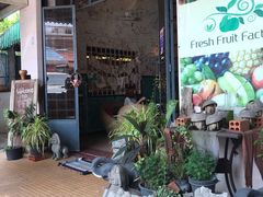 -Fresh Fruit Factory - Fruit Cuisine Restaurant