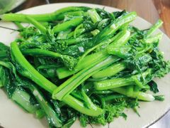 -银峰农庄·特色烧鸡·鲜无花果浸鸡