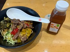 -三千粉牛肉米粉(来客茂店)