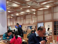 大堂-小满手工粉(上海月星环球港店)