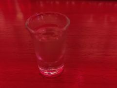 -饮湖威士忌鸡尾酒吧