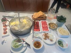 -花田里捞牛火锅(天润店)