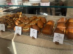-VERIE BAKEHOUSE