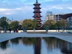 -龙华寺