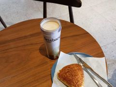 -星巴克(郑州普罗旺世店)