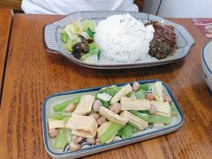 -头壹号 大油条·老长沙盖码饭(清河店)