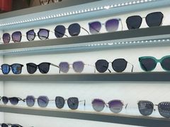 -潘多拉眼镜·蔡司依视路明月(潘家园店)