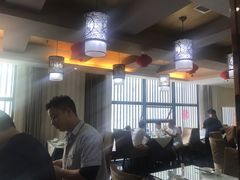 -干老四雅鱼饭店(滨江西路店)