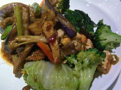 -感恩心素食馆(百世广场店)