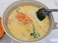 -汤小云火锅米线(钻汇广场店)