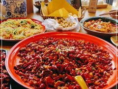 -先启半步颠小酒馆(白麓里店)