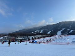 -鳌山滑雪度假区