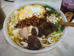 -花溪王记牛肉粉(四季花溪商场店)