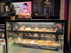 面包甜点陈列柜-麦当劳(北京金星西路店)