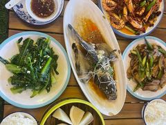 -锦里海景海鲜餐厅.三亚老字号(亚龙湾中心广场店)