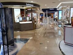 -新百广场(中山西路店)