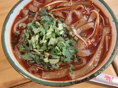 -拈签一笑黄牛肉辣卤串串
